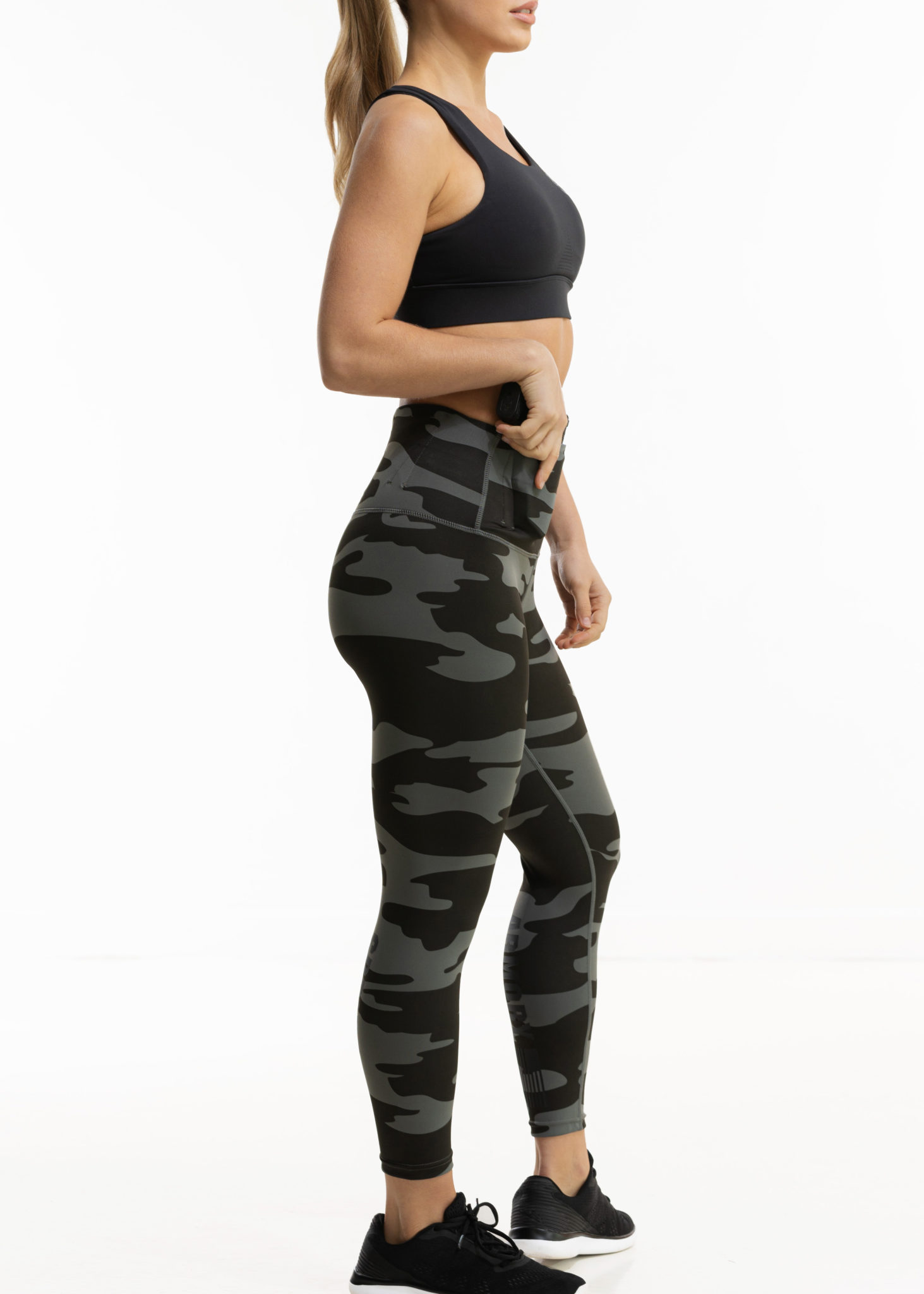Lululemon Women's Black Camo Leggings with pockets Size 8 - $35 (68% Off  Retail) - From Alexandria
